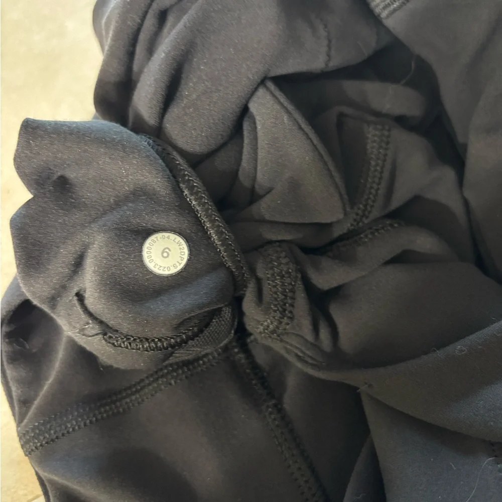 lululemon athletica Align Asymmetrical Bra - Black